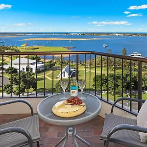 Resort Palmerston Tower On Southport Broadwater ***